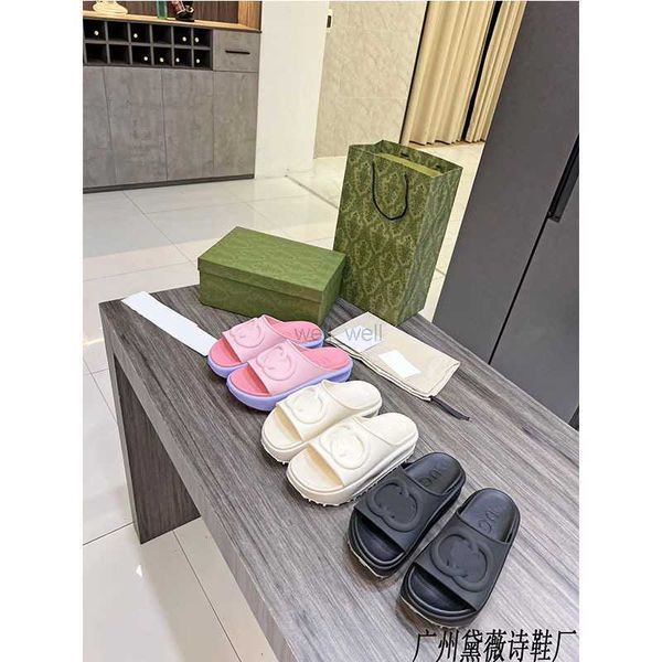 

designer slippers luxury slides embossed interlocking platform rubber slide sandals women beach slipper thick bottom sliders summer shoes z9, Black