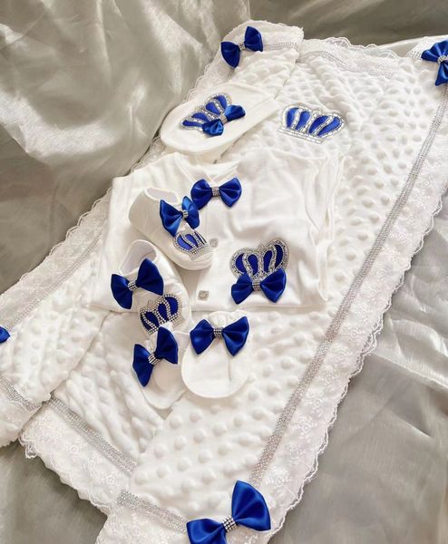 

clothing sets 5pcs born baby boy outfits set kids clothing real cotton infant care products body suit shirt pants mittens receiving blanket, White
