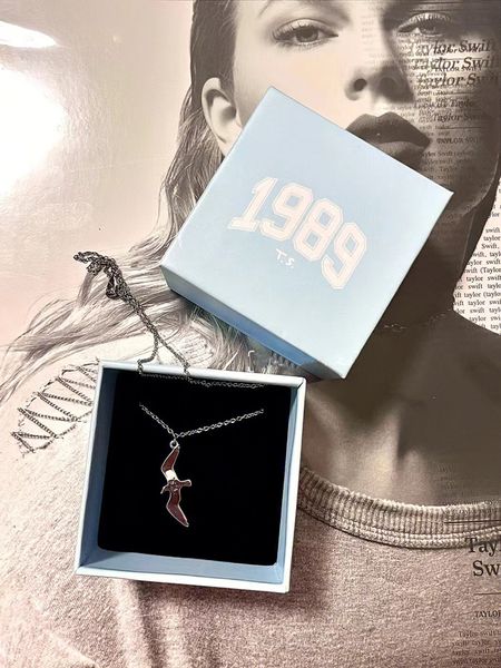 

pendant necklaces s925 sterling silver original classic 1 1 1taylor ts seagull necklace 1989 neighborhood day with packaging 230307