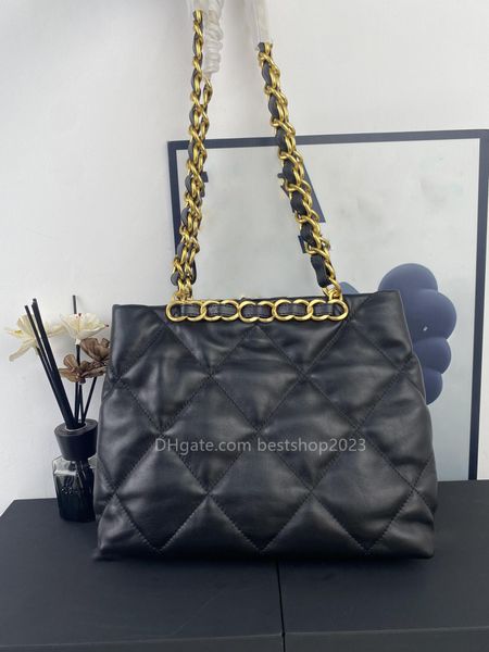 

classic and fashionable women's handbag, messenger bag shopping bag sheepskin bag rhombus single shoulder bag large capacity black and