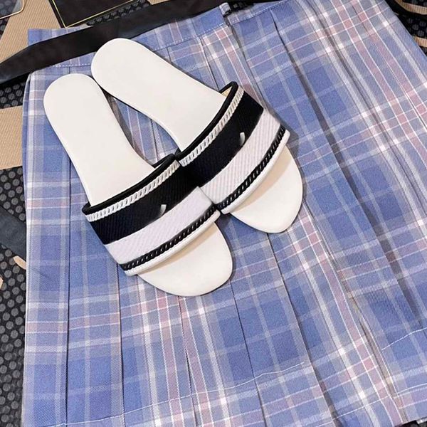 

embroidered letter slippers designer women shoes luxury brand beach sandals bottom platform, Black