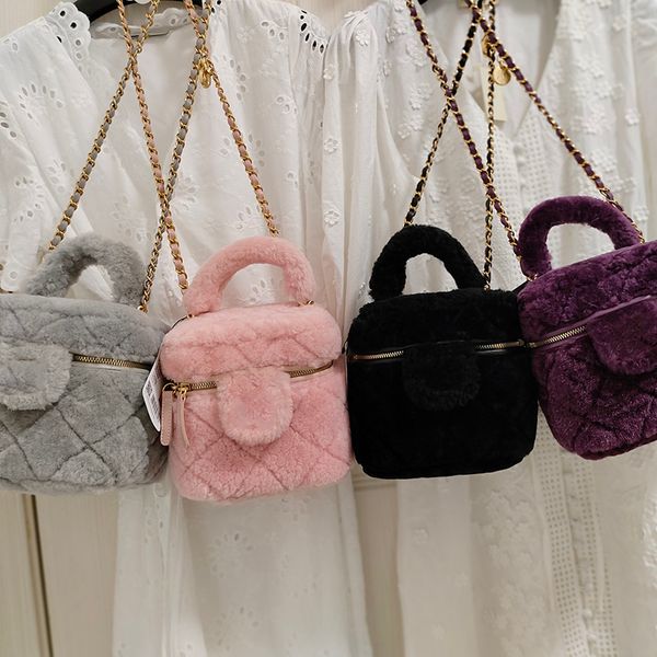 

10a mirror quality designer cosmetic bags 21cm luxuries mini makeup bag hairy shoulder handbag with box c253