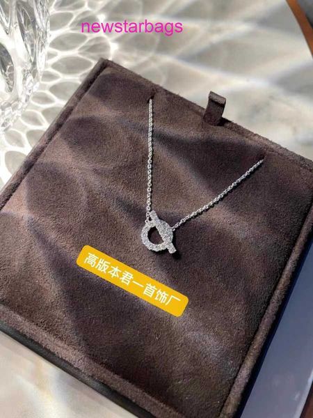 

designer hermss necklace for sale sterling silver q necklace letter pig nose platinum advanced feeling circle ins love family clavicle chain