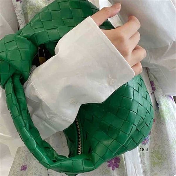 

designer bottegas bags venetas hand woven female xia yunduo fold 2022 niche design jodie catwalk dumpling bag hand ootp 3ktu