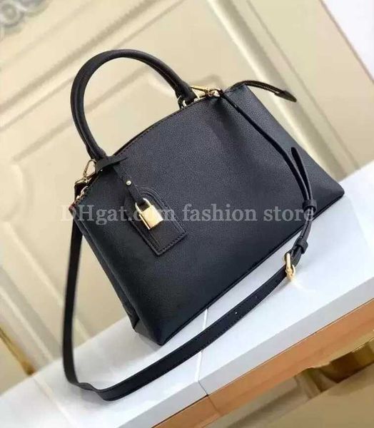 

genuine leather bag women handbags designers embossing shoulder messenger bags purse female classic handbag tote women satchel m58916
