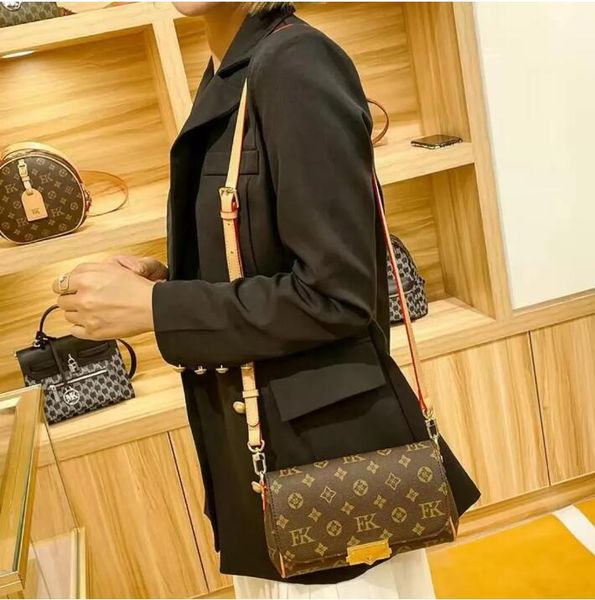 

womens messenger bag fashion designers bags men bag shoulder lady totes purse handbags crossbody backpack lvs