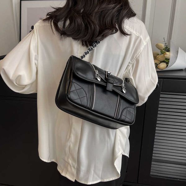 

fashion shoulder bag small chain crossbody bags for women 2023 trend new in zipper design female quilted handbags and purses 230728bj