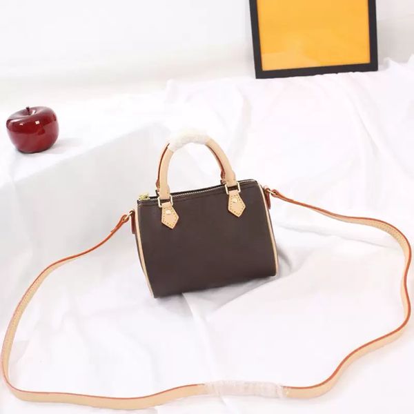 

designer luxurys fashion totes crossbody bags woman mini bucket bags handbag purse genuine leather evening bags party purse shopping messeng