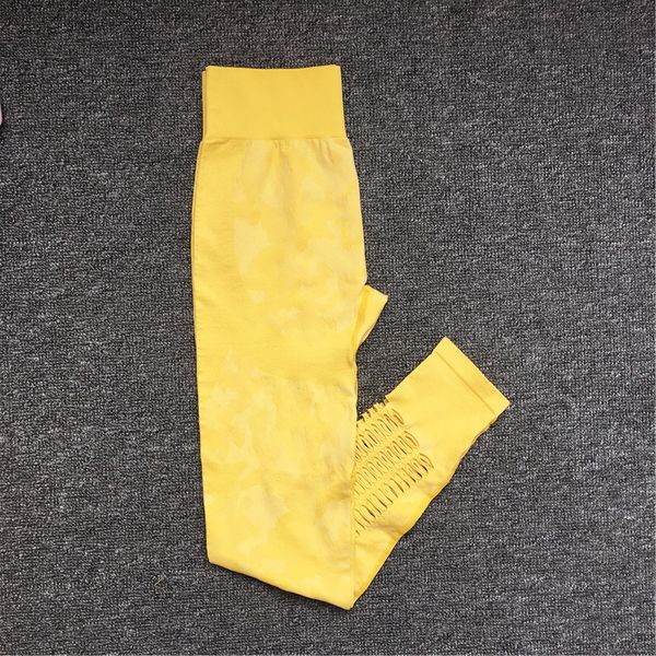 yellow pant