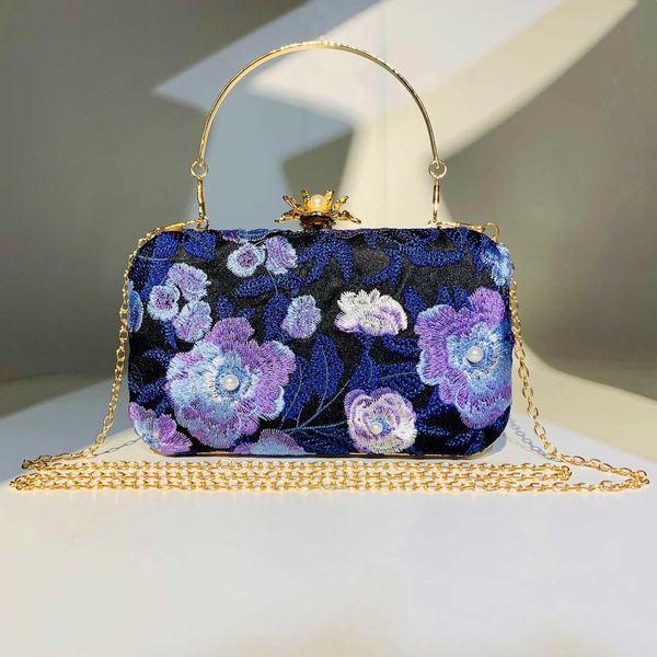 

new hengmei handbag embroidered handmade beaded dinner bag women's pearl banquet evening bag women's bag 230309