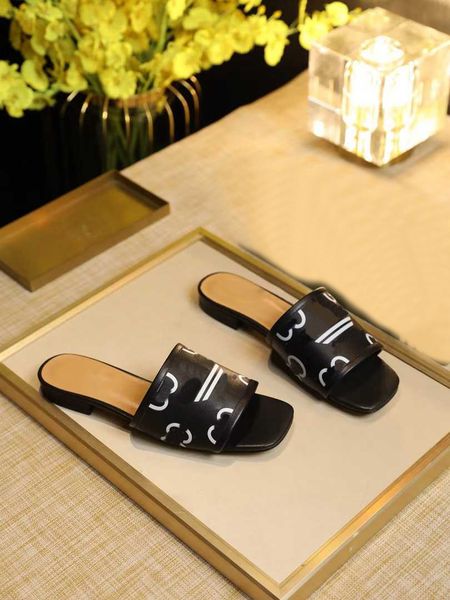 

2023 designer plaid slippers men's and women's lovers classic slippers leather berry sandals plaid stripe slide platform sandals f, Black