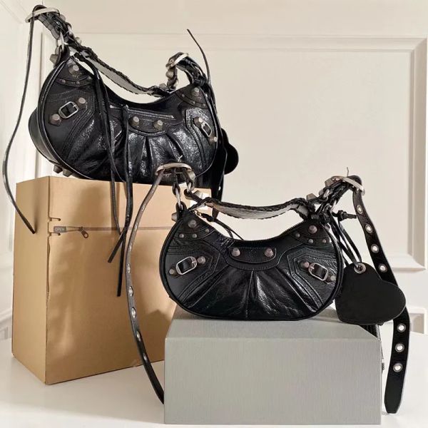 

bags designer shoulder genuine leather le cagole motorcycle bag women luxury fashion half-moon tote bag