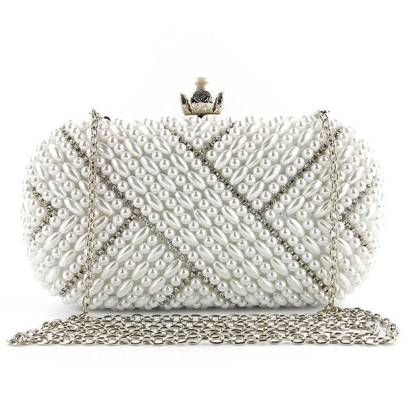 

chaozhou hengmei handmade pearl embroidery dinner bag lady holding pearl bag 230309