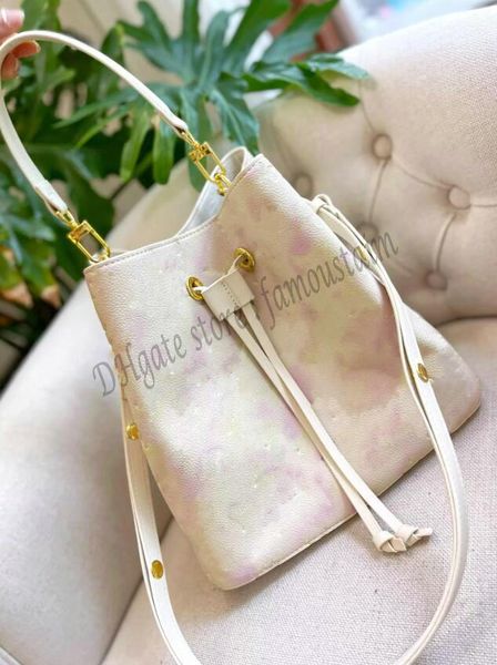 

25cm sunrise pastel onthego tote handle shoulder bag emboed bucket 22ss star series collection handbag on the go sp boston pillow crossbody