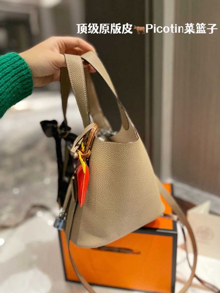 

h bag designer original vegetable basket bag leather first layer cow leather bucket hand scarves pony