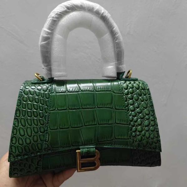 

designer luxury for womens bags handbag b-shaped paris single shoulder messenger fashion balencigas shoulder oblique span wallet versatile t
