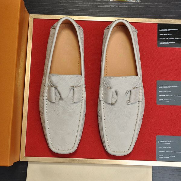 

mens loafers luxury designer men's driving shoes with superstar embossing flats tennis sneakers fashion metal button peas men training, Black