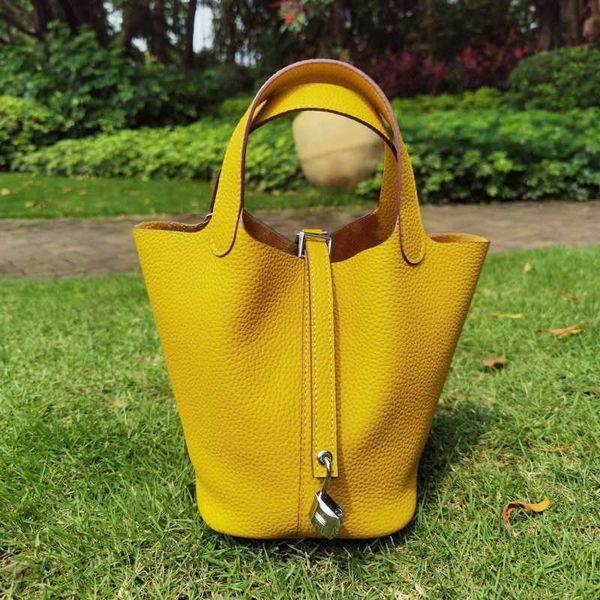 

designer original herms pony's layer togo leather h vegetable basket bag original bucket 2023 trendy women's hand