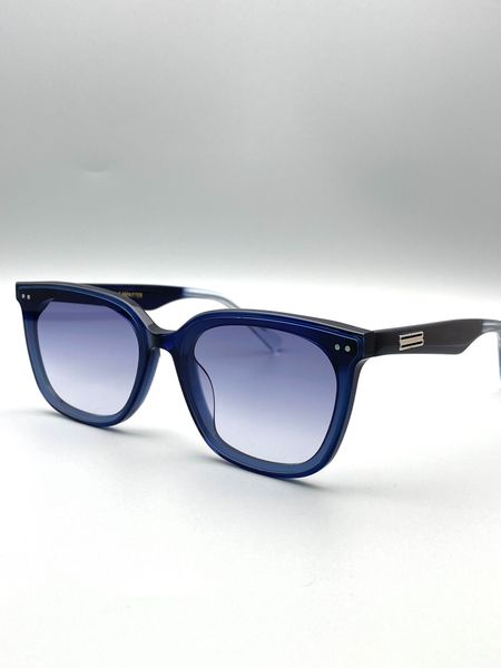 

new polarized light plank sunglasses ladies polaroid hd lenses tr-90 frames light and comfortable fashion trend model, White;black