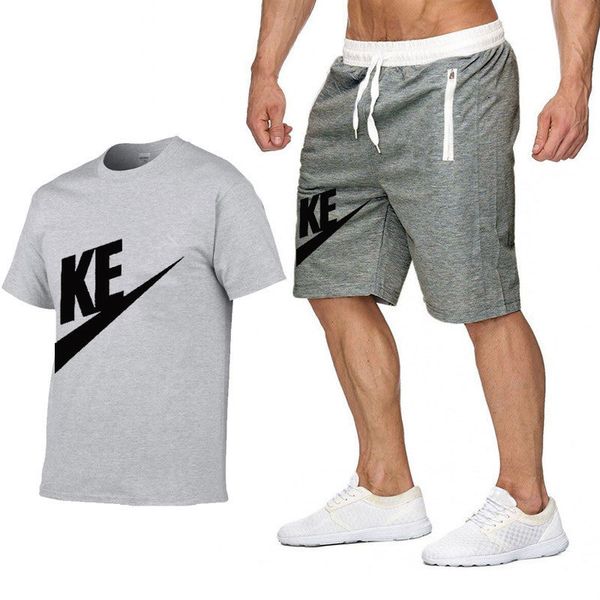 

designers clothes men's tracksuits 2023 fashion summer casual sports t-shirt beach shorts suit running outdoor short sleeve pants sport, Gray