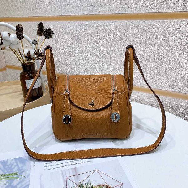 

in luxury designer bags original 2021 the new high-end fashion and versatility cow lear doctor bao lindi bag single-shoulder cross-body for