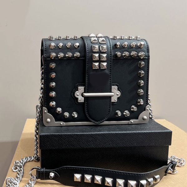 

rivet chains crossbody bag trunk shoulder bag messenger handbags purse genuine leather women fashion small square clutch bag letters ladies