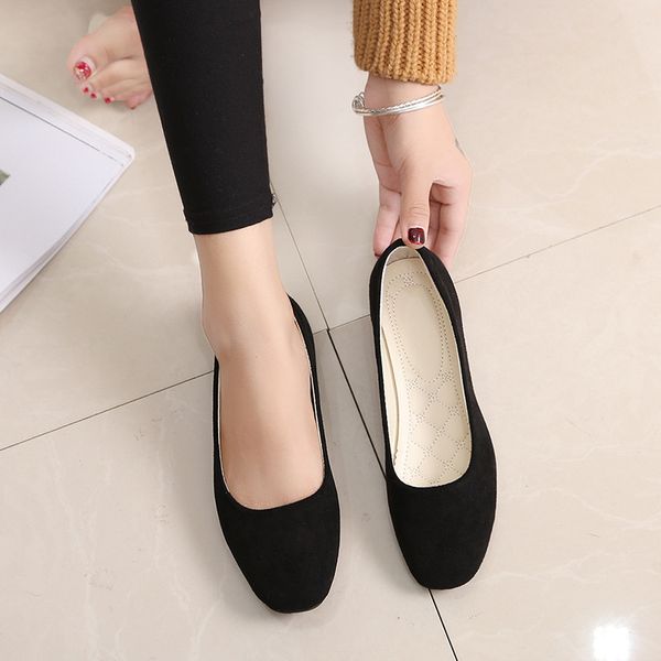 

2023 new square head single shoes fashion flat women's suede shallow mouth single shoes women's shoes large 018, Black