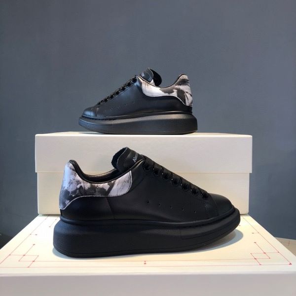 

2023 new men womens classic casual shoes sneakers platform print multicolor letter trainer sneakers strawberry designer outdoor sport, Black