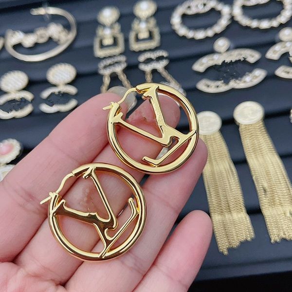 

2023 new fashion stud womens big circle simple earrings hoop earrings for woman high quality, Golden;silver