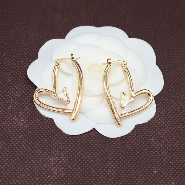 

18k gold plated designer earring brand letter heart stud earing luxury women fashion hoop jewelry metal valentinoity earring for wedding, Golden;silver