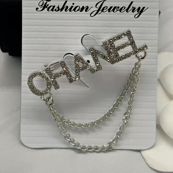 

gold plated diamond tassels letter chain brooch luxury designer letter brooches women classical rhinestone crystal brooch suit pin jewelry a, Gray