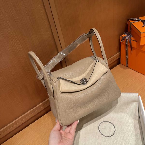 

luxury bags original designer hand-stitched lindys bag large capacity shoulder leather lady hand lindys26 dove grey silver button have logo