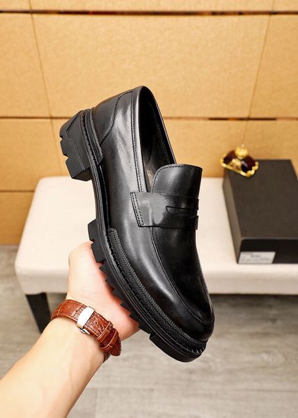 

2023 mens wedding dress shoes suit formal loafers brand designer slip on business oxfords male genuine leather flats zapatos hombr size 38-4, Black