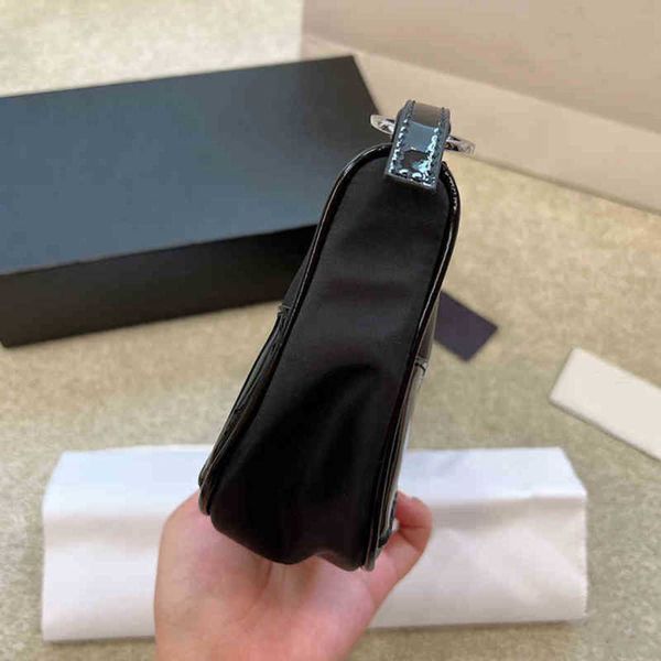 

shoulder bags designer bags purses handbag women classic black crossbody underarm nylon bag simple daily wallet messenger 220801