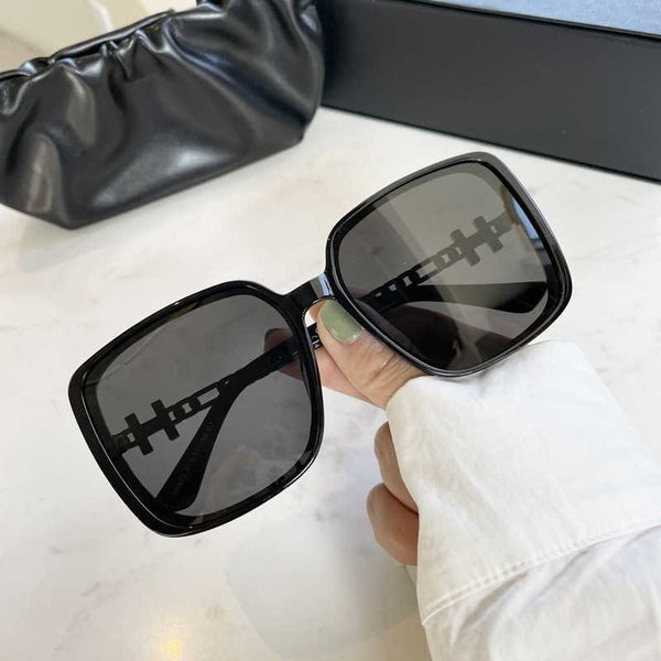 

new h family trend large frame fashion sunglasses for women with chain legs street p cover face driving polarized, White;black