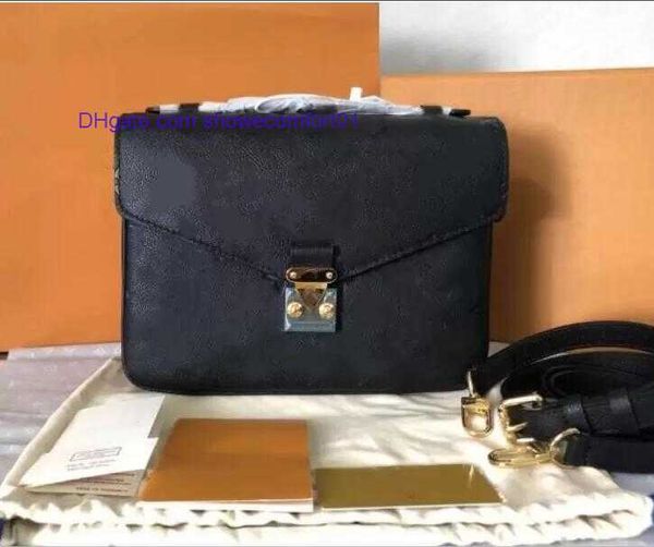 

district pm shoulder bag famous classic fashion men messenger bags cross body crossbody bag school bookbag no32001 shoercomfot01