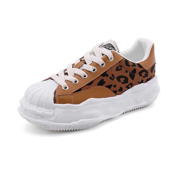 

dress shoes 2023 spring autumn new dissolving shoes for women versatile breathable thick sole white shoes women casual sports shoes sneakers, Black