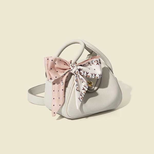

bags original designer small luxury high-end litchi pattern lindi bag 2023 new versatile doctor portable casual messenger leuu