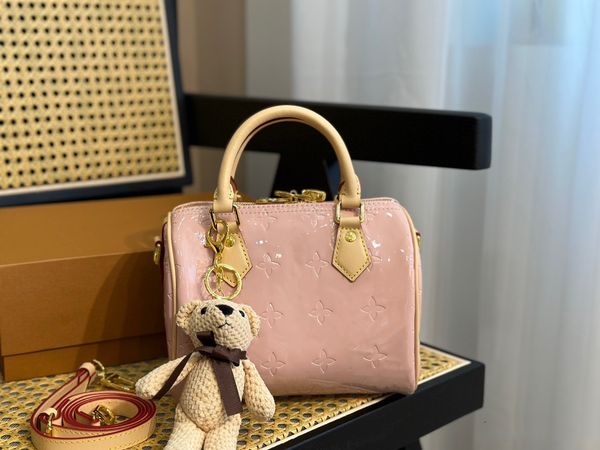 

cc welfare 2023 fashion bag vintage nano speedy totes designer luxury handbags with leather strap women shoulder crossbody bag lady pillow p