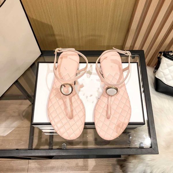 

2023 designer slides women chevron thong sandal flip flop fashion slipper textured plaid patterns grid sole summer beach casual shoes with d, Black