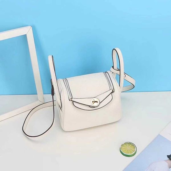 

brand bags original designer 2023 new mini lindys bag cow leather doctor women's fashion one shoulder diagonal cross portable pillow me