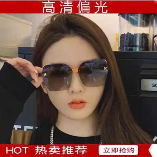 

21 new h family sunglasses female fashion love ma polarized large frame mirror face shape temperament personality, White;black