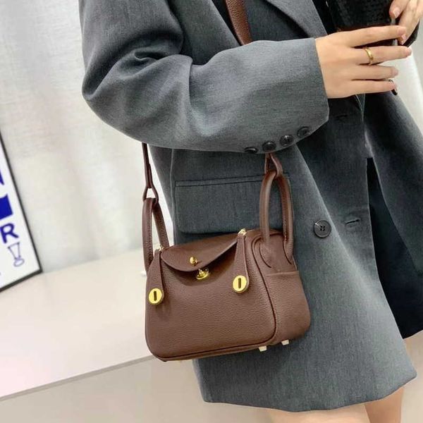 

2023 brand bags original designer new h layer cow leather togo 19cm mini lindys bag messenger medicine women's 7 igy7