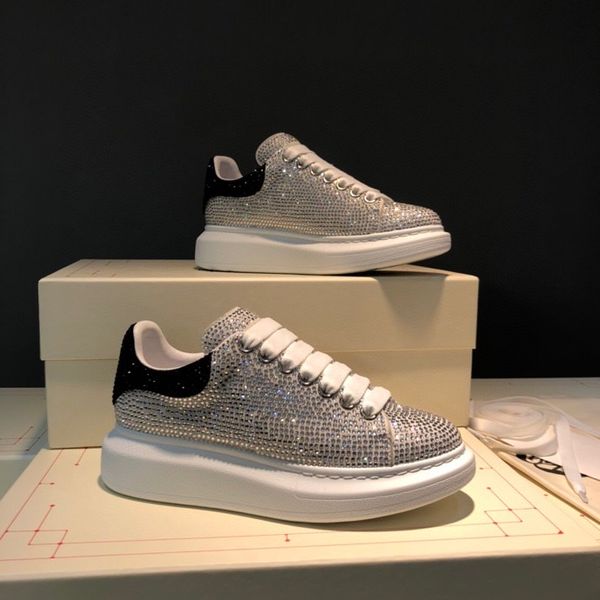 

2023 the new men womens classic casual shoes sneakers platform print multicolor letter trainer sneakers strawberry designer outdoor sport do, Black
