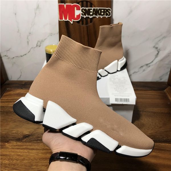 

fashion paris sock casual shoes men women plate-forme air cushion sole designer sneaker slip-on speed trainer black white outdoor sneakers b