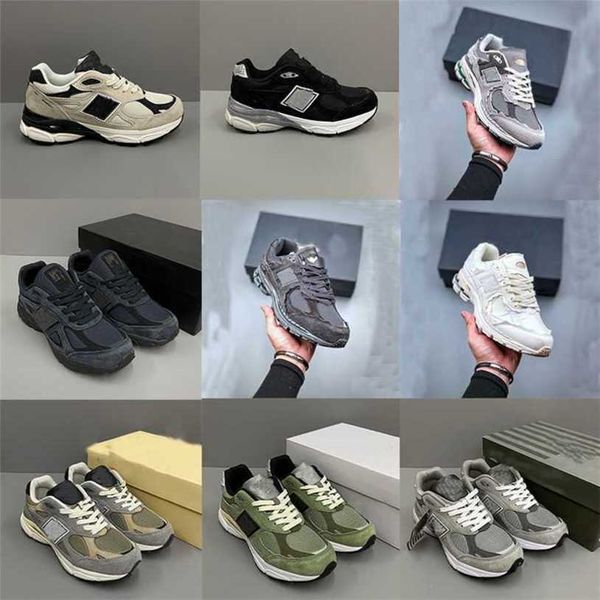 

2002 series New Balane retro running shoes fashion breathable casual shoes for men and women outdoor sports a walk FGXL, Silver