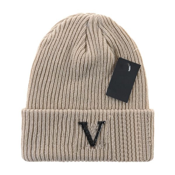 

winter caps hats women bonnet thicken beanies with real raccoon fur pompoms warm girl cap snapback pompon beanie hat, Blue;gray