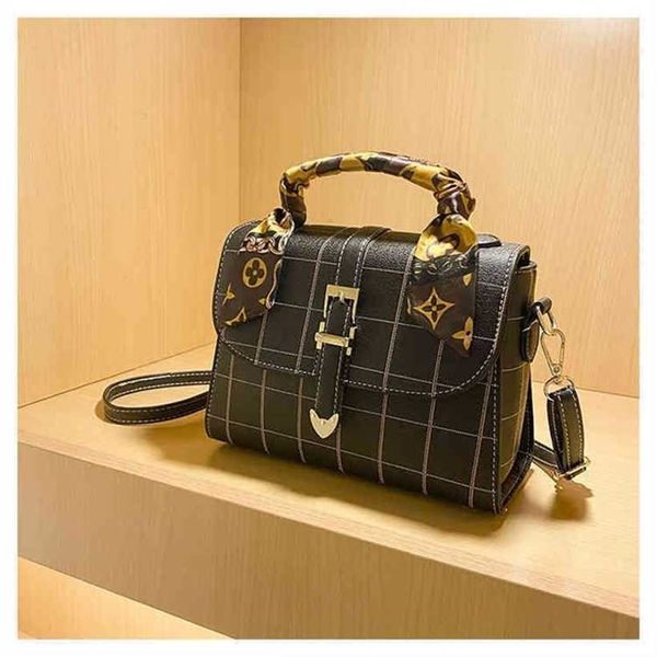

handbag 2023 fashion women's bag leather quality handbag shoulder messenger flower small fresh and bag
