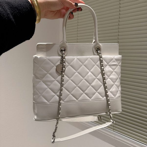 

womens leisure jumbo shoulder bag designer tote bags handle quilted calfskin silver metal hardware with coin charm large capacity luxury pur