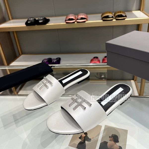

shoes slippers designer letter slides metal diamond shiny stamped crocodile leather tf slide round toe shape tom tfs flat sole mule ford sli